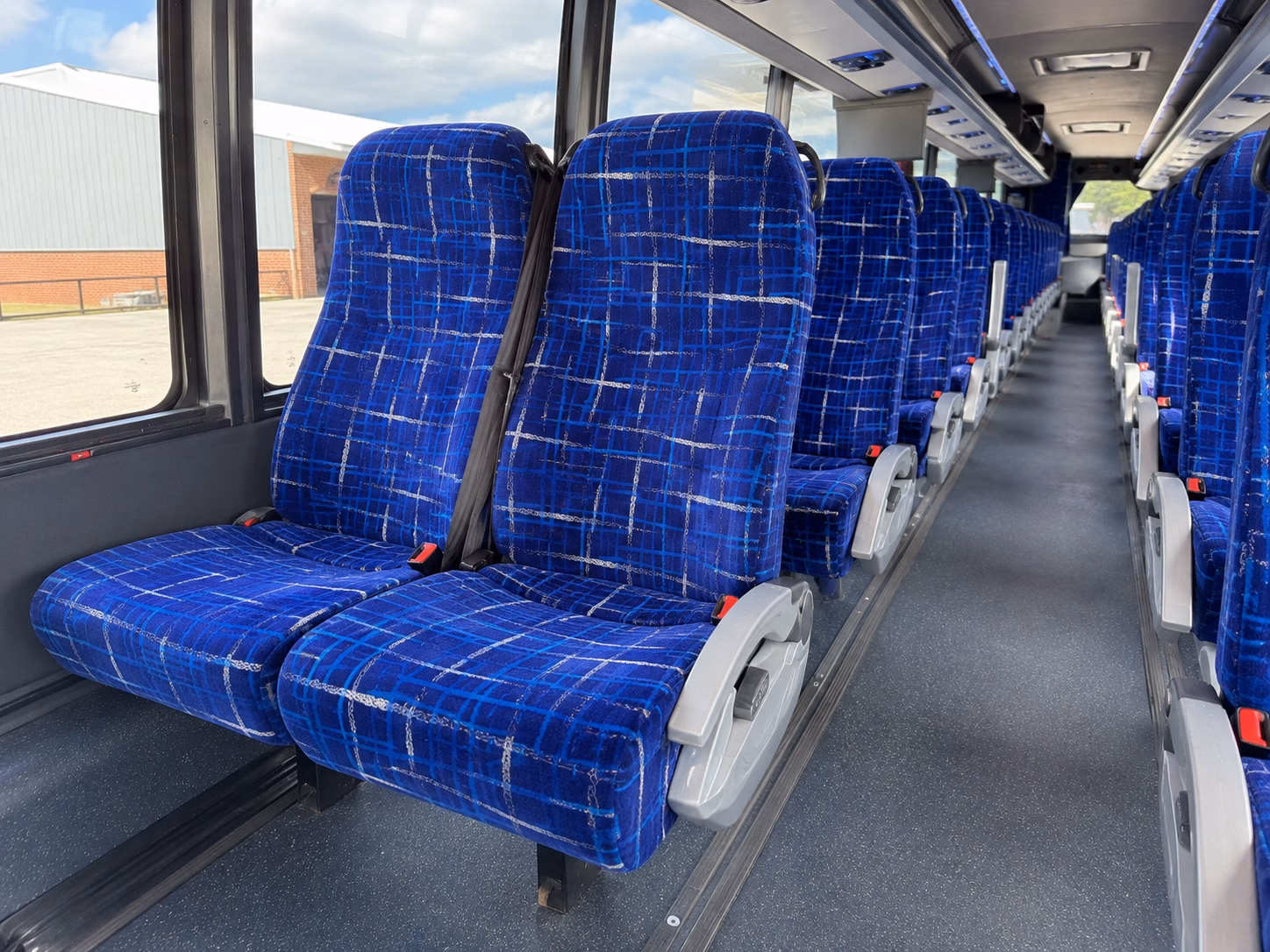 charter buses for virginia air space science center field trips