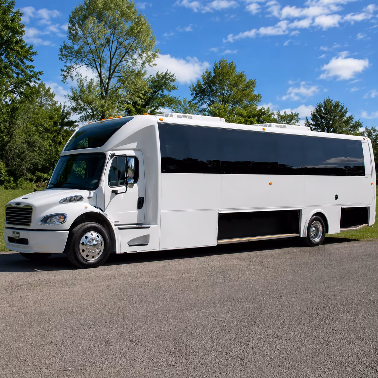 hampton concert party bus rental 2