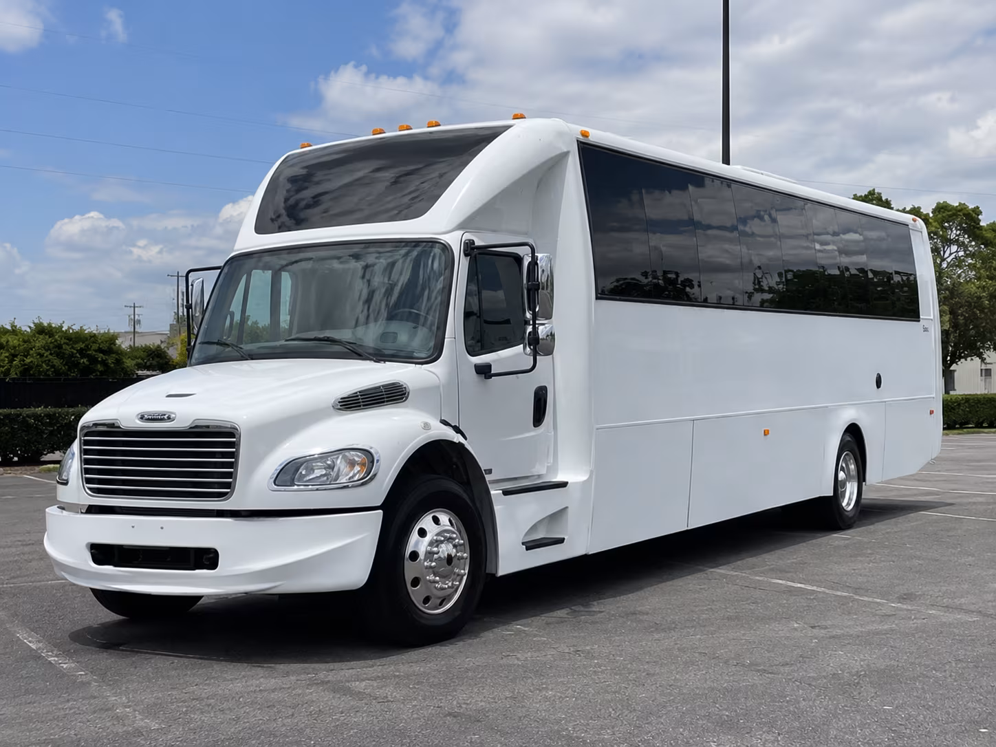 hampton party bus