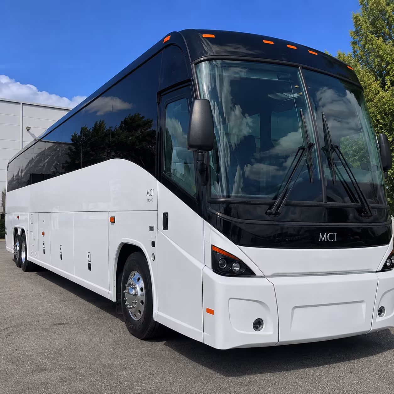 how the distance and duration of your trip affect charter bus rates in hampton