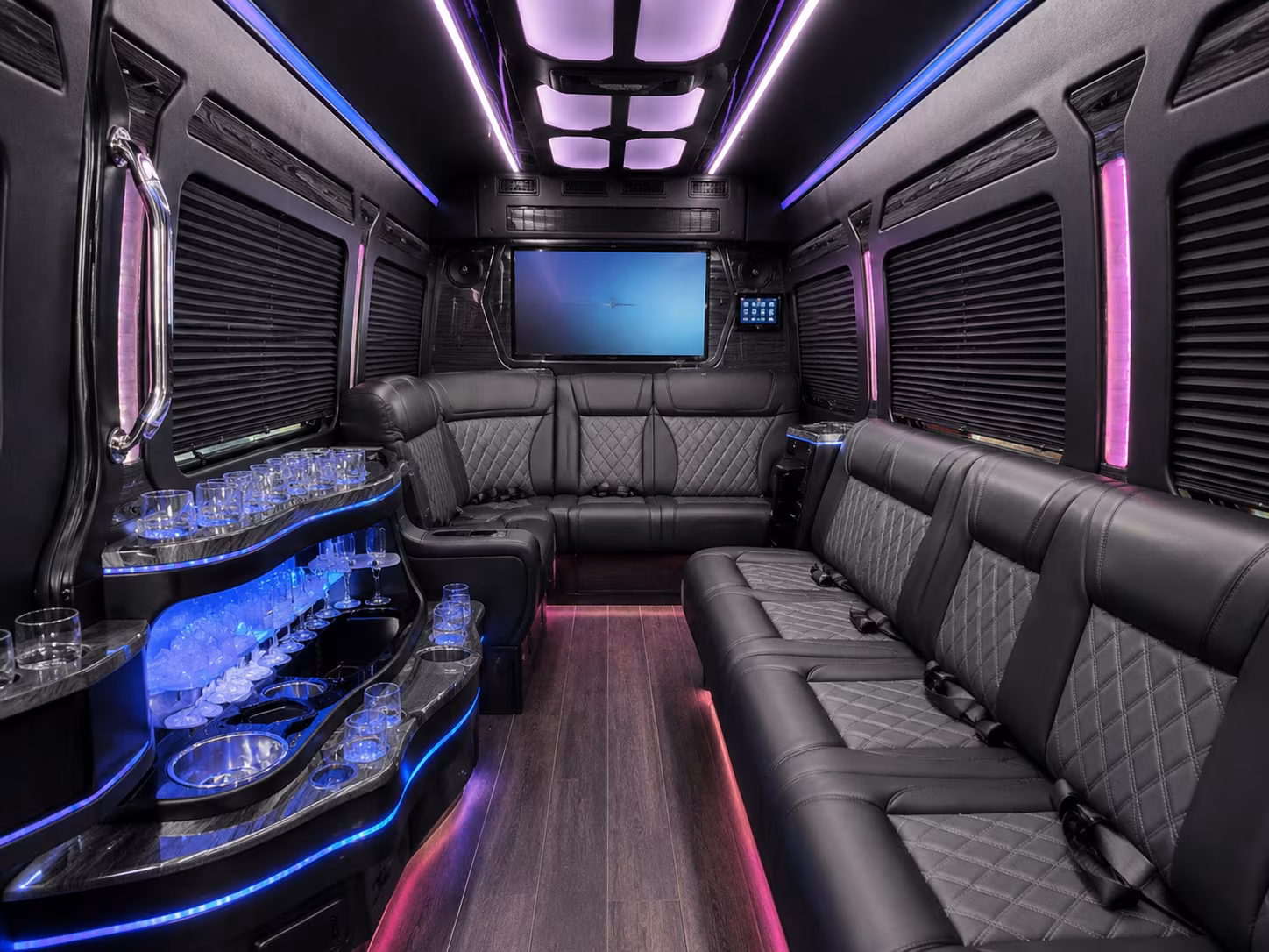 long distance buses to commanders nationals and dc area games