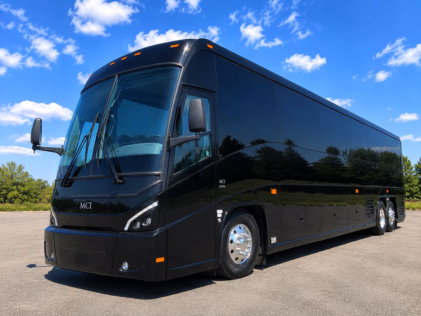 shuttle buses between hampton hotels and fort monroe wedding venues
